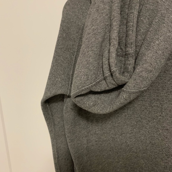 Women Aritzia medium grey hoodie - Picture 6 of 6